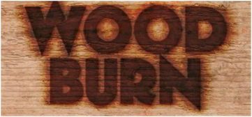 Brandstempel resultaat op een houten tuinbank rugleuning.